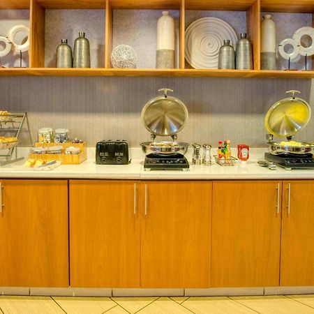 Springhill Suites By Marriott Lawrence Downtown Eksteriør bilde