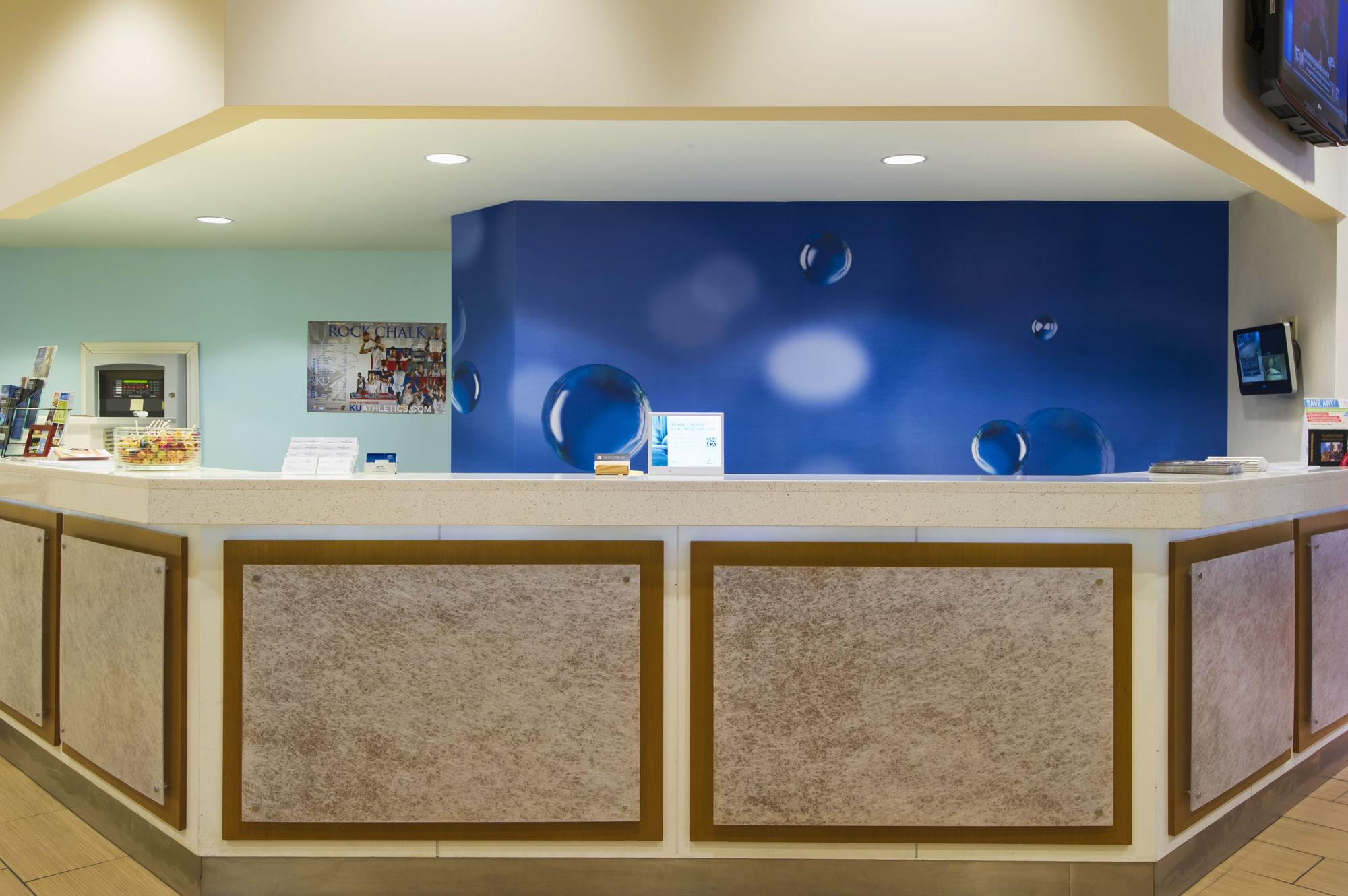 Springhill Suites By Marriott Lawrence Downtown Eksteriør bilde