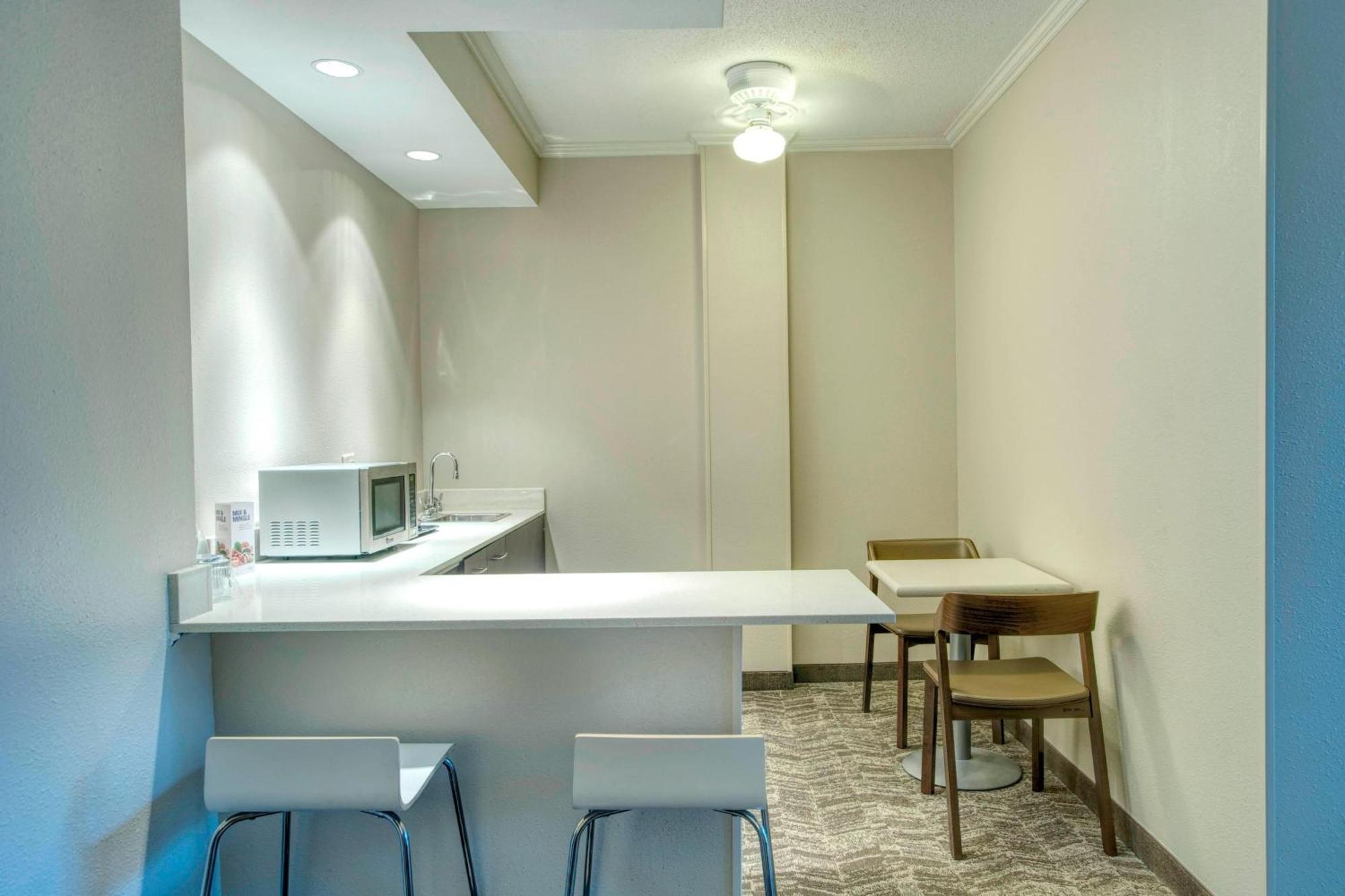 Springhill Suites By Marriott Lawrence Downtown Eksteriør bilde