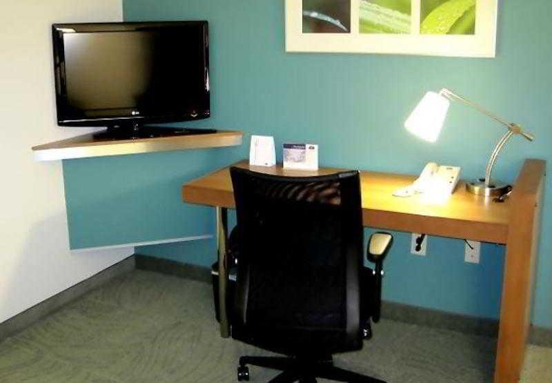 Springhill Suites By Marriott Lawrence Downtown Rom bilde